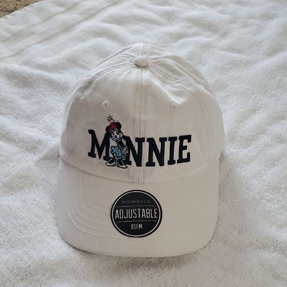 Disney Minnie Mouse Hat - White